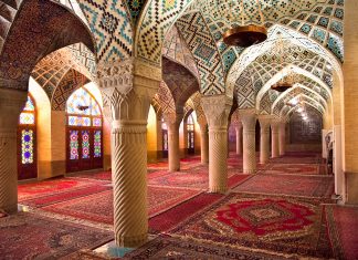 ADHURIMI DHE PËRGJEGJËSITË FETARE