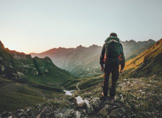 TË UDHËZOSH BOTËN