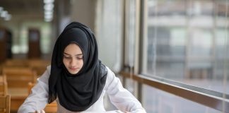 MODELI ISLAM PËR EMANCIPIMIN E GRUAS
