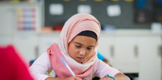 Mos e vlerësoni fëmijën sipas notave të dëftesës